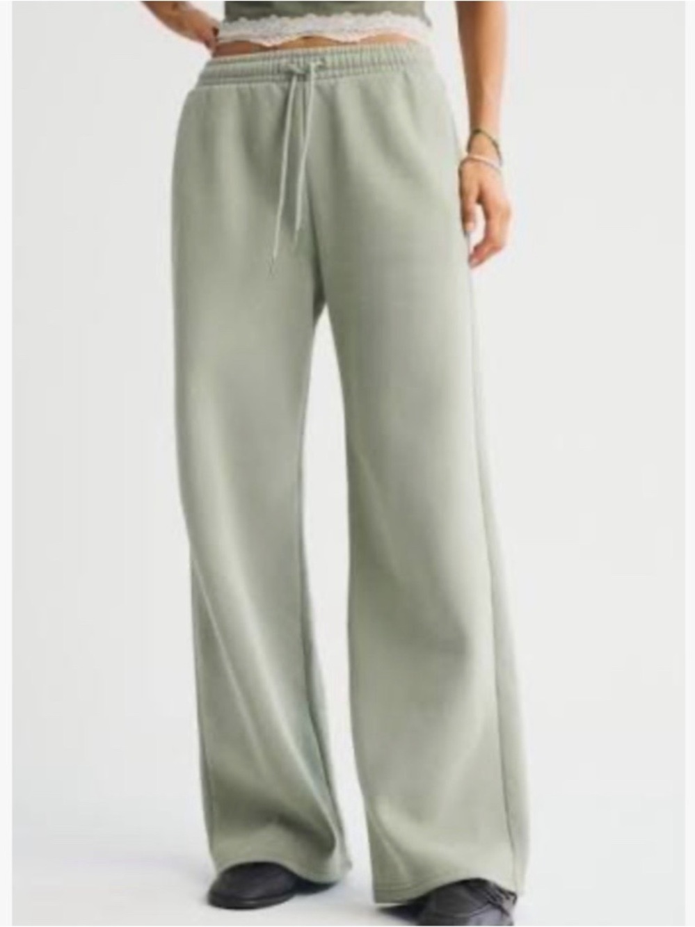 Abercrombie & Fitch Sunday High Rise Wide Leg Sweatpant